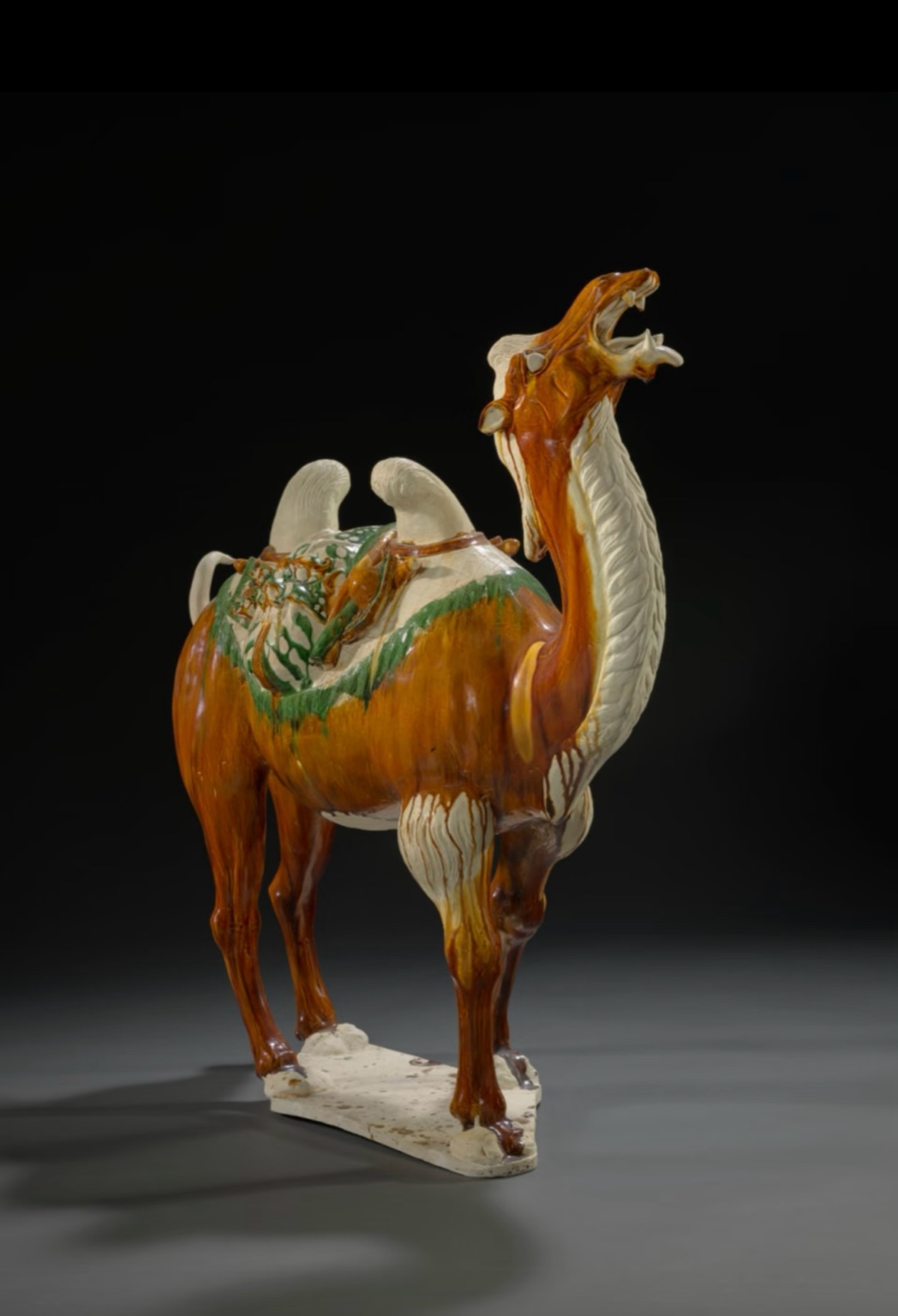 三彩駱駝 右
